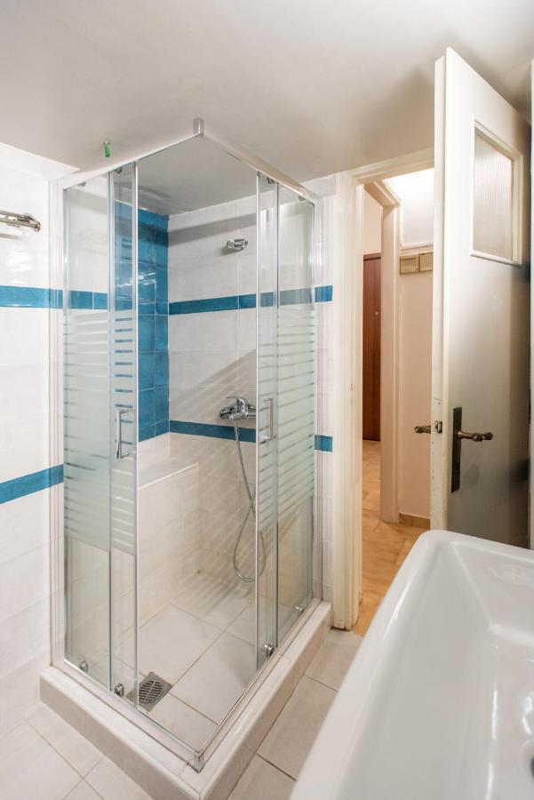 Apartamento Blue Ark Gate To History Atenas Exterior foto